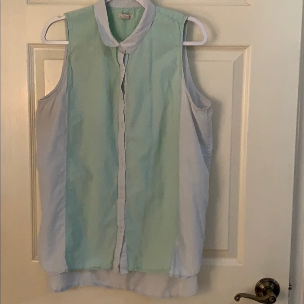 Gap Button Down Top